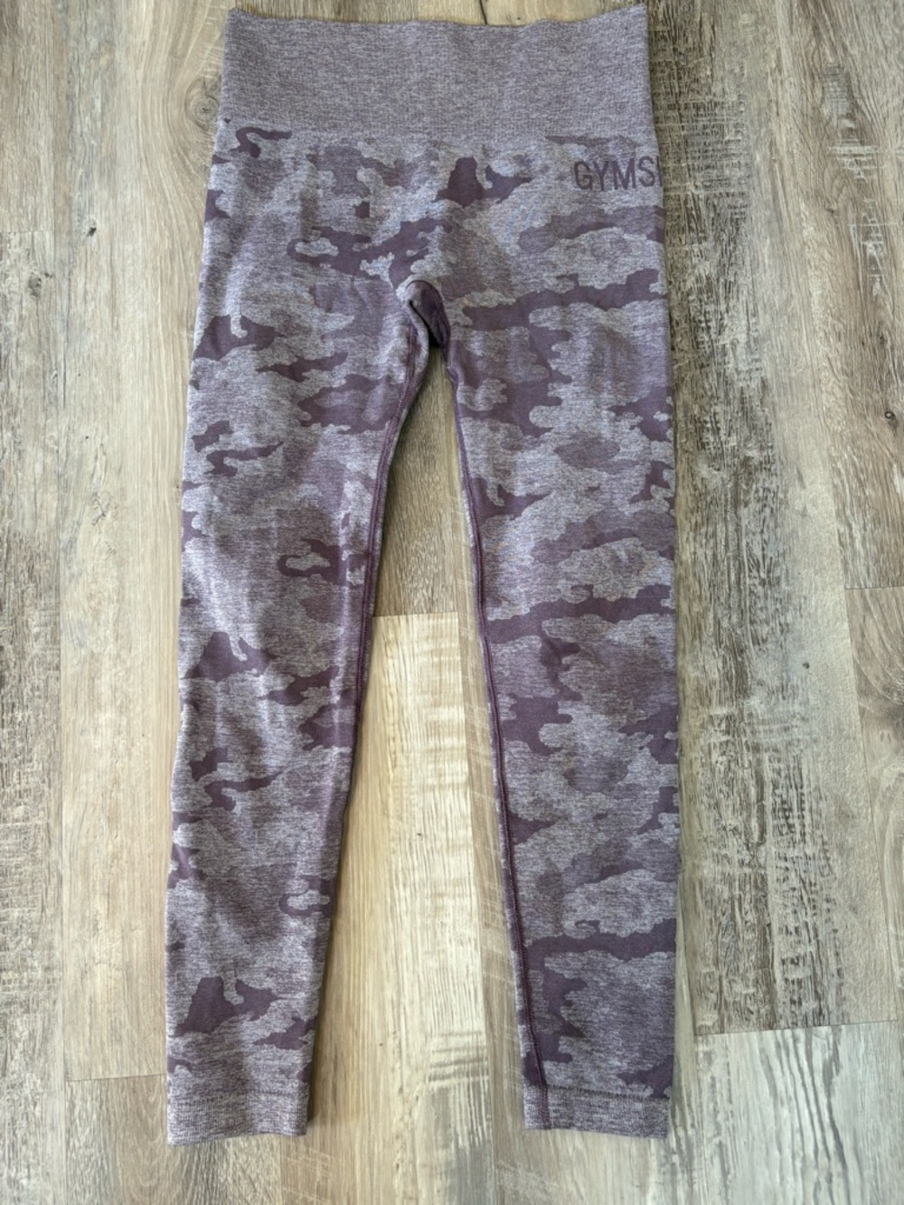 Gymshark Adapt Camo Seamless Leggings Lavender Grey Size Medium EUC